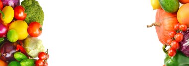 Beyaz arka planda izole edilmiş sebze ve meyve seti. Kolaj. Metin için boş alan. Geniş resim.