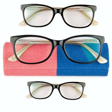 Zarif kadın gözlükleri ve beyaz arka planda izole edilmiş bir çanta. Kolaj.