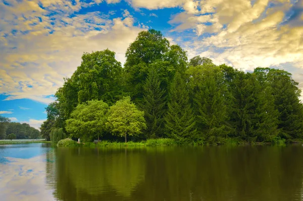 Романтический Рассвет Над Озером Парком — стоковое фото