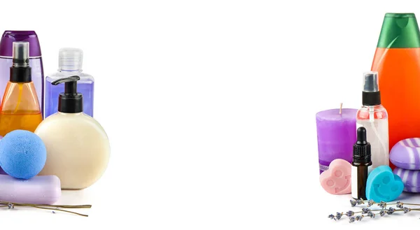 Levandulový Šampon Mýdlo Vonné Svíčky Izolované Bílém Pozadí Volné Místo — Stock fotografie