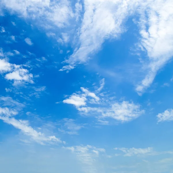 Blauwe Lucht Met Prachtige Natuurlijke Wolken — Stockfoto