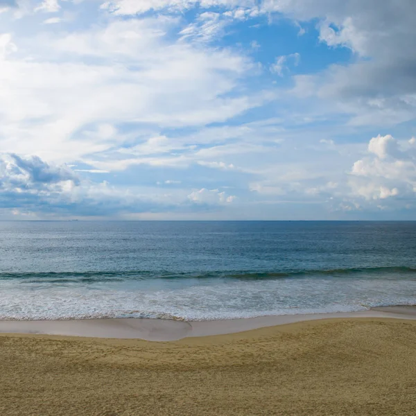 stock image Tropical sandy beach in the early morning.