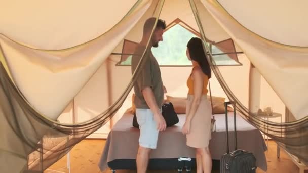 Zooming Young Biracial Woman Man Standing Bed Hugging Smiling Tent — Vídeo de Stock