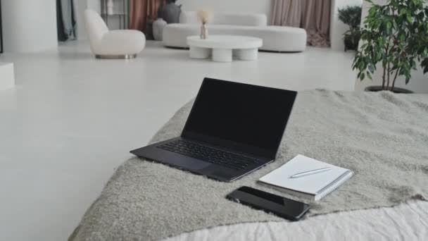 View Bed Laptop Computer Smartphone Documents Notebook Pen House Minimalist — Stock video