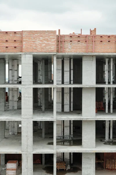 Parte Condomínio Bloco Apartamentos Vários Andares Não Acabados Construídos Painéis — Fotografia de Stock