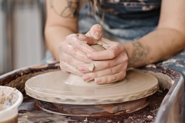 Hands Young Creative Female Artisan Holding Rotating Pottery Wheel While — Stock Photo, Image