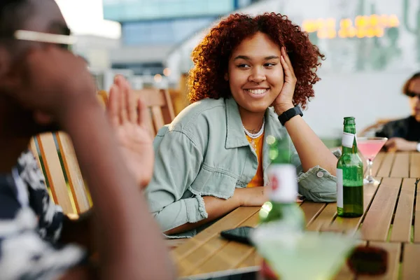 Happy Young Black Woman Casualwear Looking Her Boyfriend Smile While — Stock Photo, Image