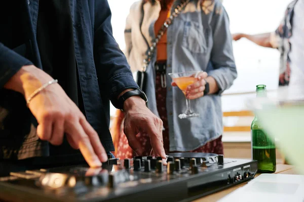 Hands Young Male Deejay Rotating Turntables While Creating Dance Music — Stock Photo, Image