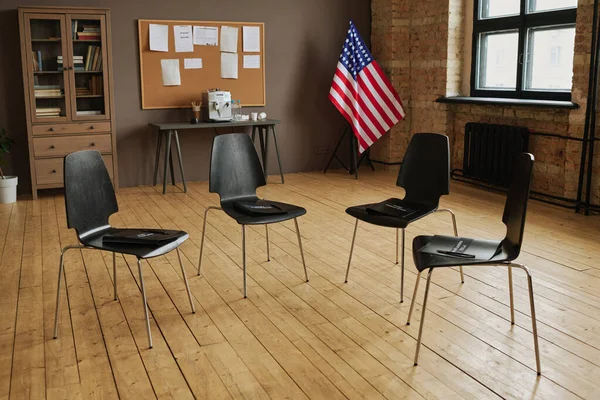 Several Chairs Making Circle Prepared Attendants Post Traumatic Syndrome Support — Stock Photo, Image
