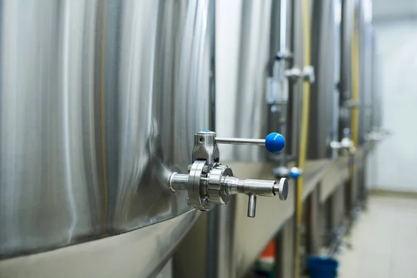 Çelik Bira Demleme Ekipmanları Alkollü Içki Üretimi — Stok fotoğraf