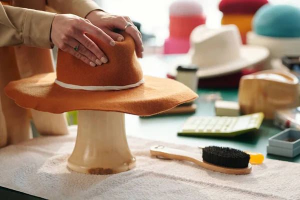 Hands Young Craftswoman Forming Shape Brown Felt Hat Bounded White — Stock Photo, Image