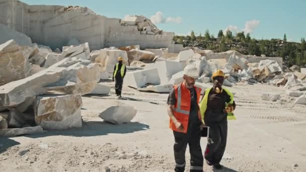 African American Caucasian Quarry Workers Leaving Territory Marble Stones Rocks — Stock Video