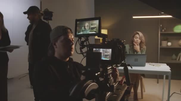 Medium Backstage Shot Famous Blogger Team Getting Ready Filming Studio — Vídeo de Stock