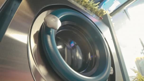 People Low Angle Footage Washing Machine Drum Spinning Quickly Drying — Stock Video