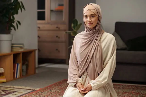 Medium Portrait Young Muslim Woman Wearing Abaya Hijab Sitting Floor Royalty Free Stock Photos