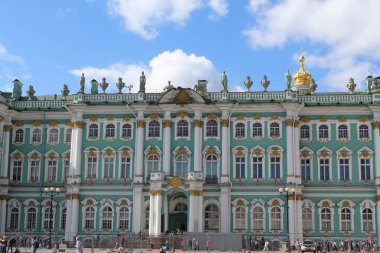 Hermitage Müzesi - Kış Sarayı, St. Petersburg Palace Square üzerine inşa