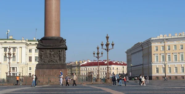 Zimní Palác Alexander Sloupec Palácové Náměstí Petrohradu — Stock fotografie