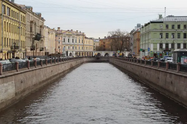 ロシア サンクトペテルブルクのモイカ川の堤防 — ストック写真
