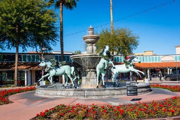 Scottsdale Arizona Usa December 2022 Bronze Horse Fountain Old Town 免版税图库照片