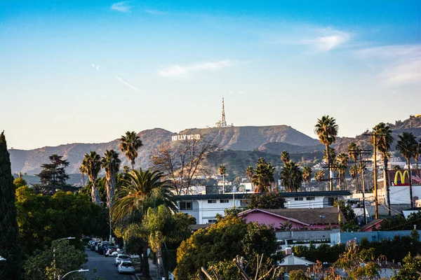 从美国加利福尼亚州洛杉矶银湖俯瞰洛杉矶山丘 — 图库照片