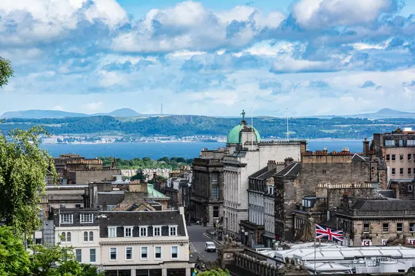 Edinburgh 'un yukarıdan panoramik manzarası, İskoçya, Birleşik Krallık