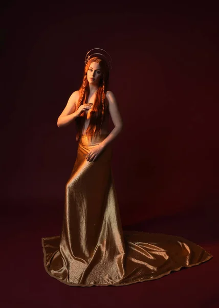 Närbild Fantasy Porträtt Vacker Kvinna Modell Med Rött Hår Gudinna — Stockfoto