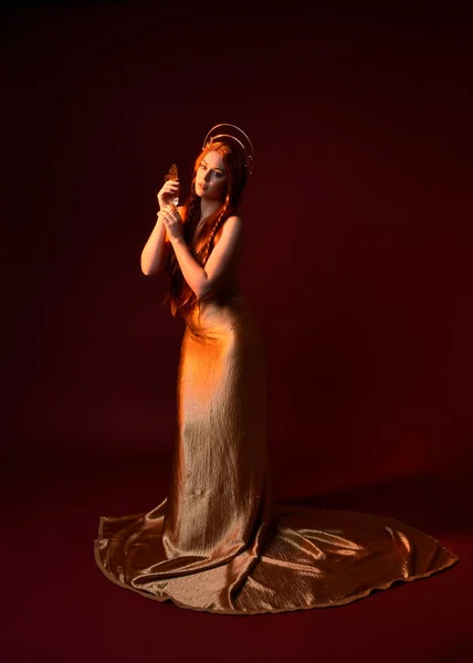Retrato Fantasía Longitud Completa Modelo Mujer Hermosa Con Pelo Rojo — Foto de Stock