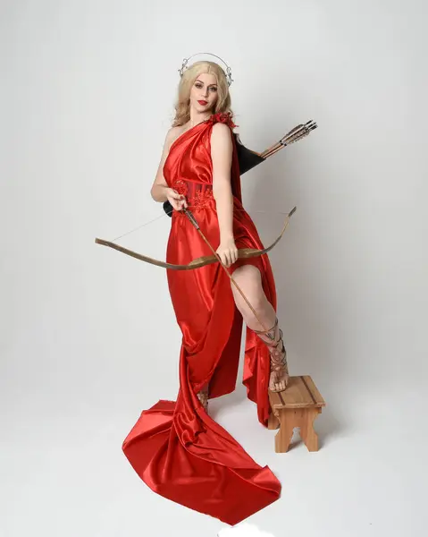 Retrato Cuerpo Entero Hermosa Modelo Rubia Vestida Como Antigua Diosa — Foto de Stock
