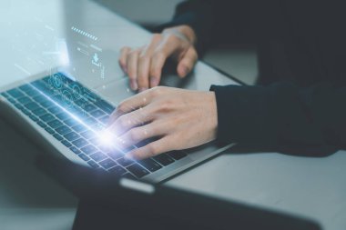 Bilgisayar bilgisayarı, açık arttırma ürünü, online fütüristik sistem, konsept ihale kazananı en yüksek teklifi veren son kaldırma, kamu malı açık arttırması iş rekabeti, e-müzayede, online teklif