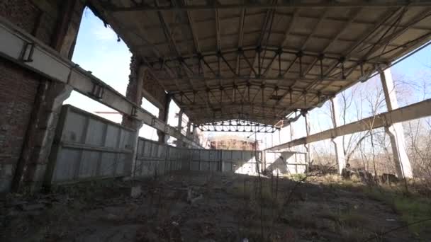 Large Abandoned Broken Industrial Workshop Video Abandoned Industrial Workshop — Stockvideo