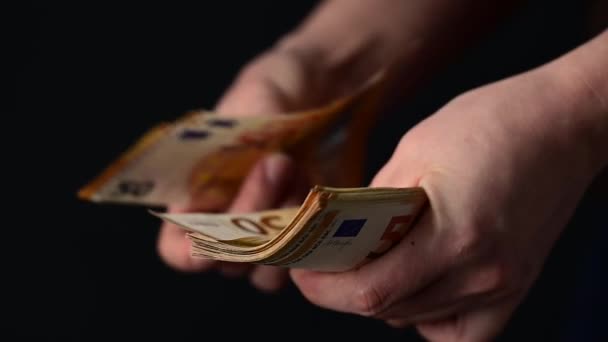 Vrouw Telt Eurobiljetten Coupure Van Vijftig Euro Europese Marktmunt Geld — Stockvideo