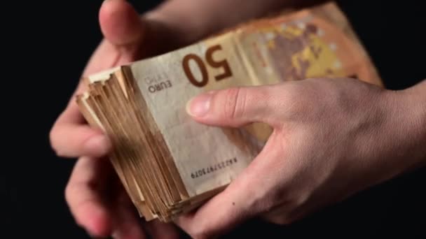 Mujer Cuenta Los Billetes Euros Denominación Cincuenta Euros Moneda Del — Vídeo de stock