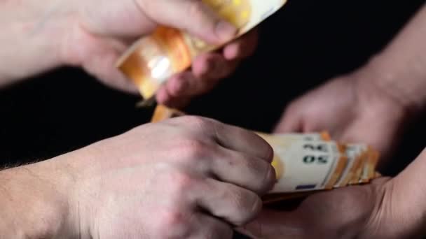Pénzek Kézzel Történő Számolása Eurobankjegyek Kézről Kézre Történő Átutalása Gazdasági — Stock videók