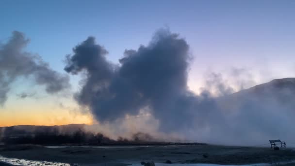 Iceland Erupting Geyser Strokkur Strokkur Part Geothermal Area Smoke Ground — Stock Video