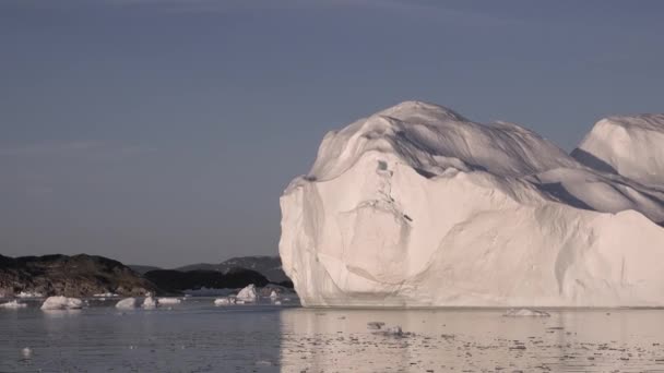 Icebergs Wonders Nature Giant Floating Iceberg Melting Glacier Antarctica Global — Stock Video