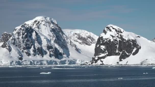 Die Natur Eisberge Arktische Winterlandschaft Beim Problem Der Globalen Erwärmung — Stockvideo