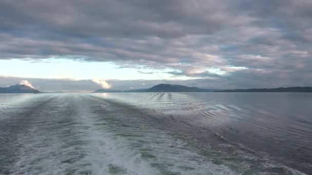 Dramatik Gökyüzü Deniz Burnu Nanılmaz Rengarenk Doğanın Güzel Işığı Bulutlu — Stok video