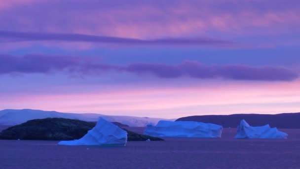 북극의 풍경입니다 빙산과 온난화 극지방 얼음이 급격히 있어요 위기에 영향을 — 비디오