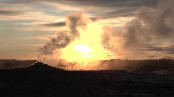 Islandia Fumar Tierra Paisajes Islandia Belleza Naturaleza Ártica Paisaje Ártico — Vídeo de stock