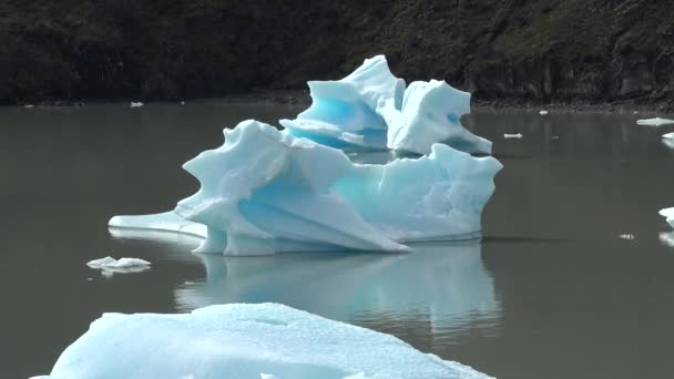 Gletsjers Ijsbergen Opwarming Van Aarde Klimaat Weersverandering Stijgende Gemiddelde Temperaturen — Stockvideo