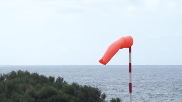 Větrná Ponožka Fouká Větru Aby Ukazovala Rychlost Směr Nárazů Větru — Stock video