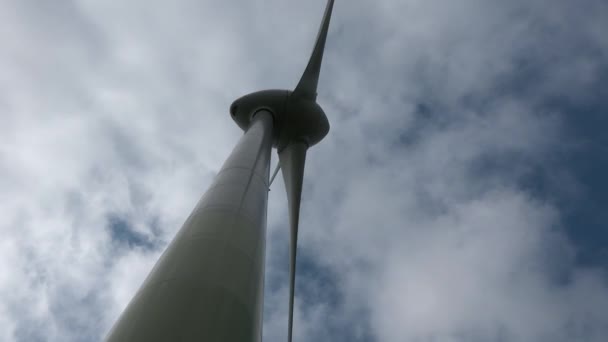 Ecology Energy Wind Generators Oceanic Wind Turbines Coastal Windmill Farm — Stockvideo