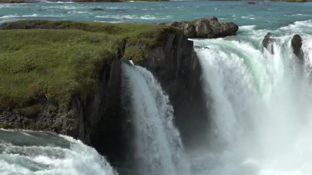 Kuzey Zlanda Güzel Güçlü Godafoss Şelalesi — Stok video