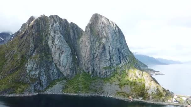 Res Till Norge Flygdrönarbilder Bron Reine Lofotonöarna Över Väg Till — Stockvideo