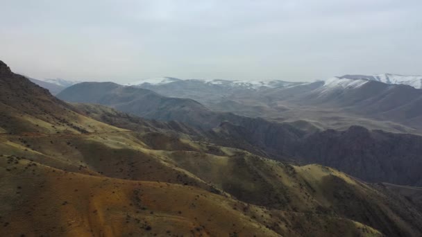 Красивый Горный Пейзаж Вид Воздуха Аэросъемка Кавказских Гор Горы Вершины — стоковое видео