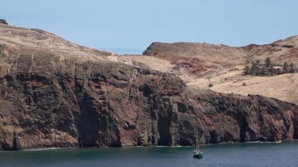 Madeiraöarnas Vackra Natur Portugal Klippor Och Pittoreska Stränder Den Vulkaniska — Stockvideo