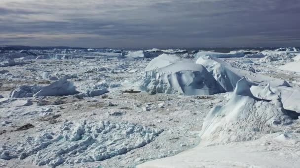 Eiswüste Schoss Von Oben Polareis Winterlandschaft Luftpanorama Gefrorener Ozean Gletscher — Stockvideo