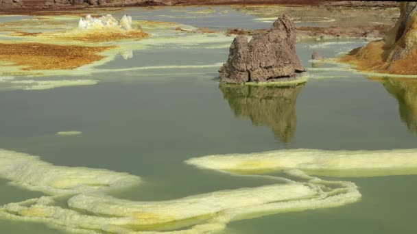 Красота Природе Кислотное Озеро Кратере Вулкана Даллол Эфиопской Пустыне Путешествие — стоковое видео