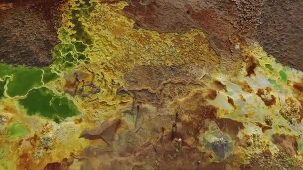 Ηπειρωτική Λίμνη Κρατήρα Dallol Γεωθερμική Περιοχή Κρυσταλλικά Σουλφίδια Μια Δεξαμενή — Αρχείο Βίντεο