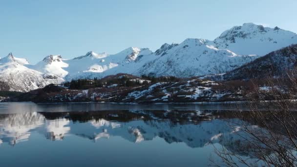 Färdlandskap Norges Natur Snöiga Bergen Lofoten Öarna Snötäckt Bergskedja Vid — Stockvideo